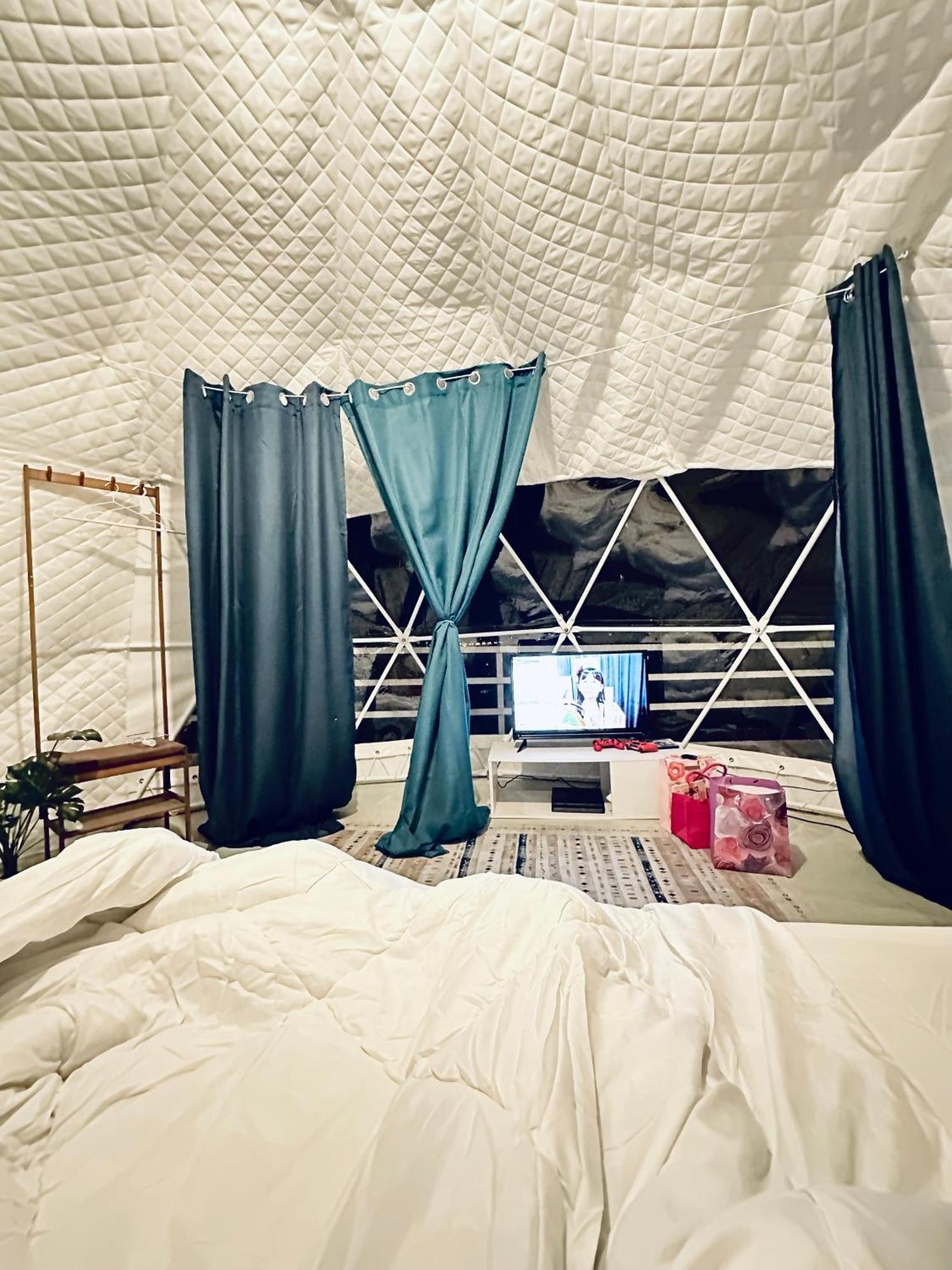 Gunung Medan Glamping & Cafe Hotel คันการ์ ภายนอก รูปภาพ