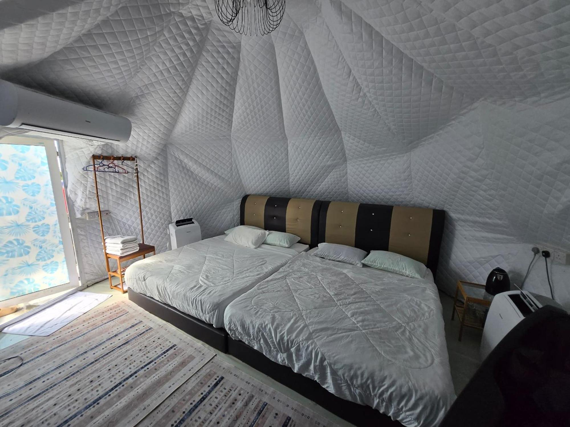 Gunung Medan Glamping & Cafe Hotel คันการ์ ภายนอก รูปภาพ